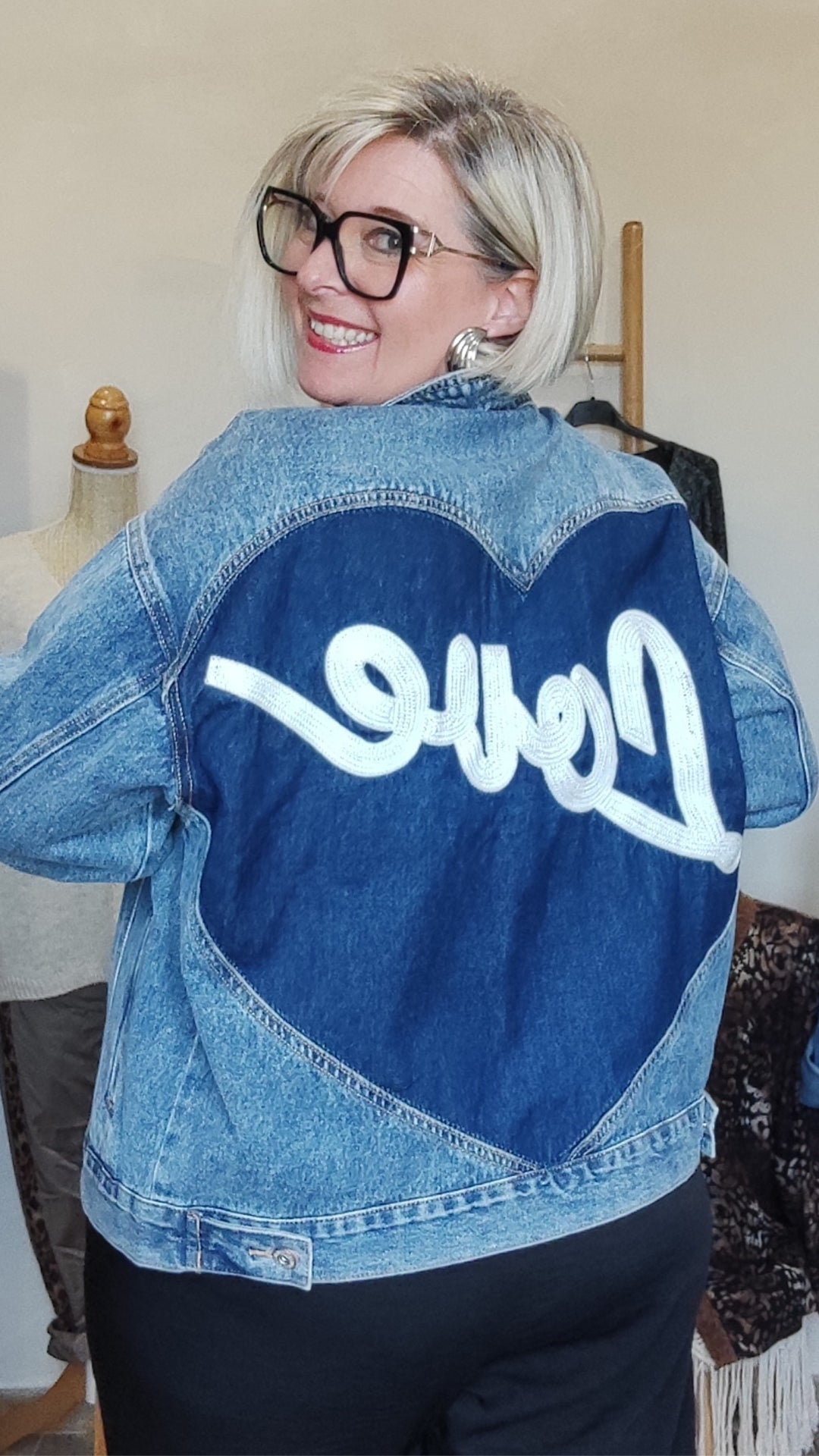 Veste Bleu Jean à Motif Coeur LOVE – Boutique NaNa du Sud