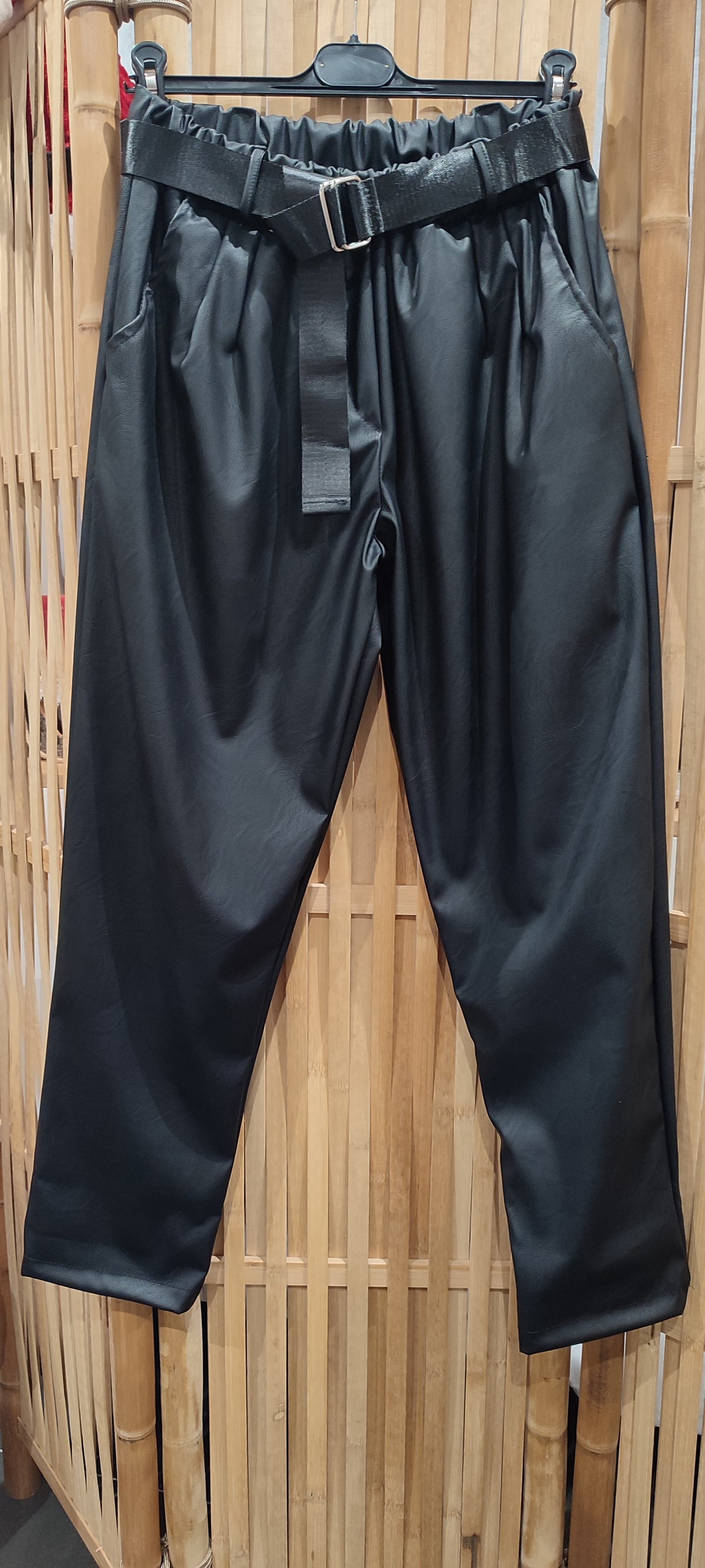 Pantalon SALVA Simili Noir