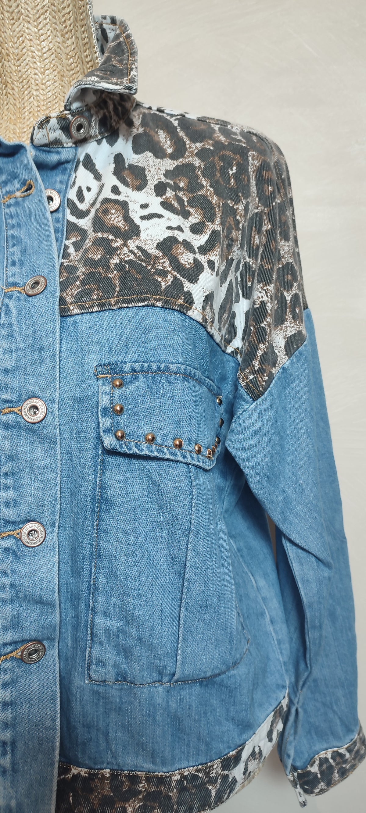 Veste en Jean Imprimé Léopard Motif Etoile SYA