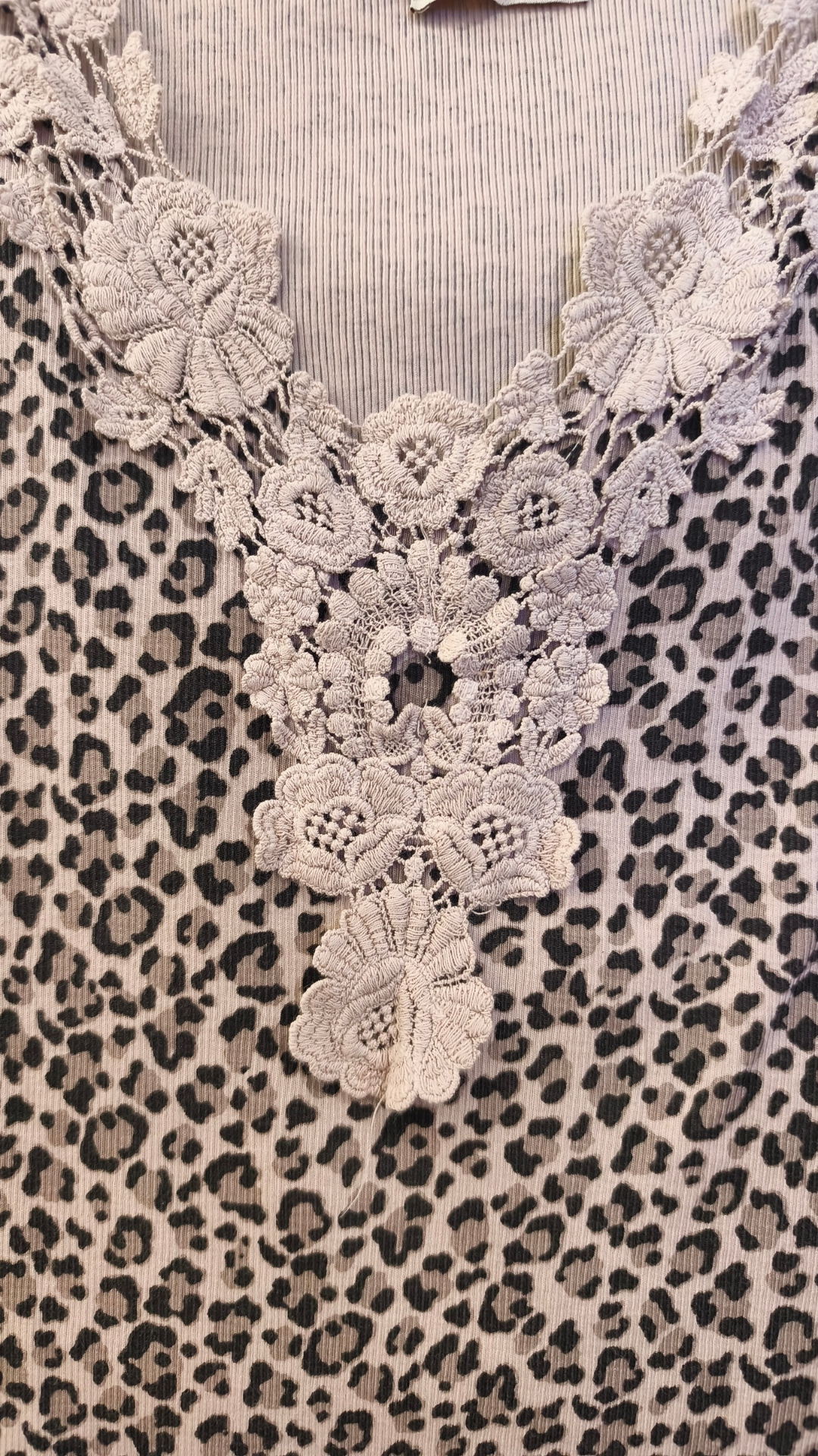 Top Léopard Dentelle Beige KINOU