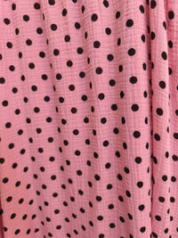 Robe longue à Bretelles Rose à Pois Noirs SANTA