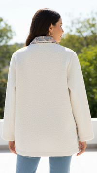 Veste Ecru en Bouclette Motif FRIDA