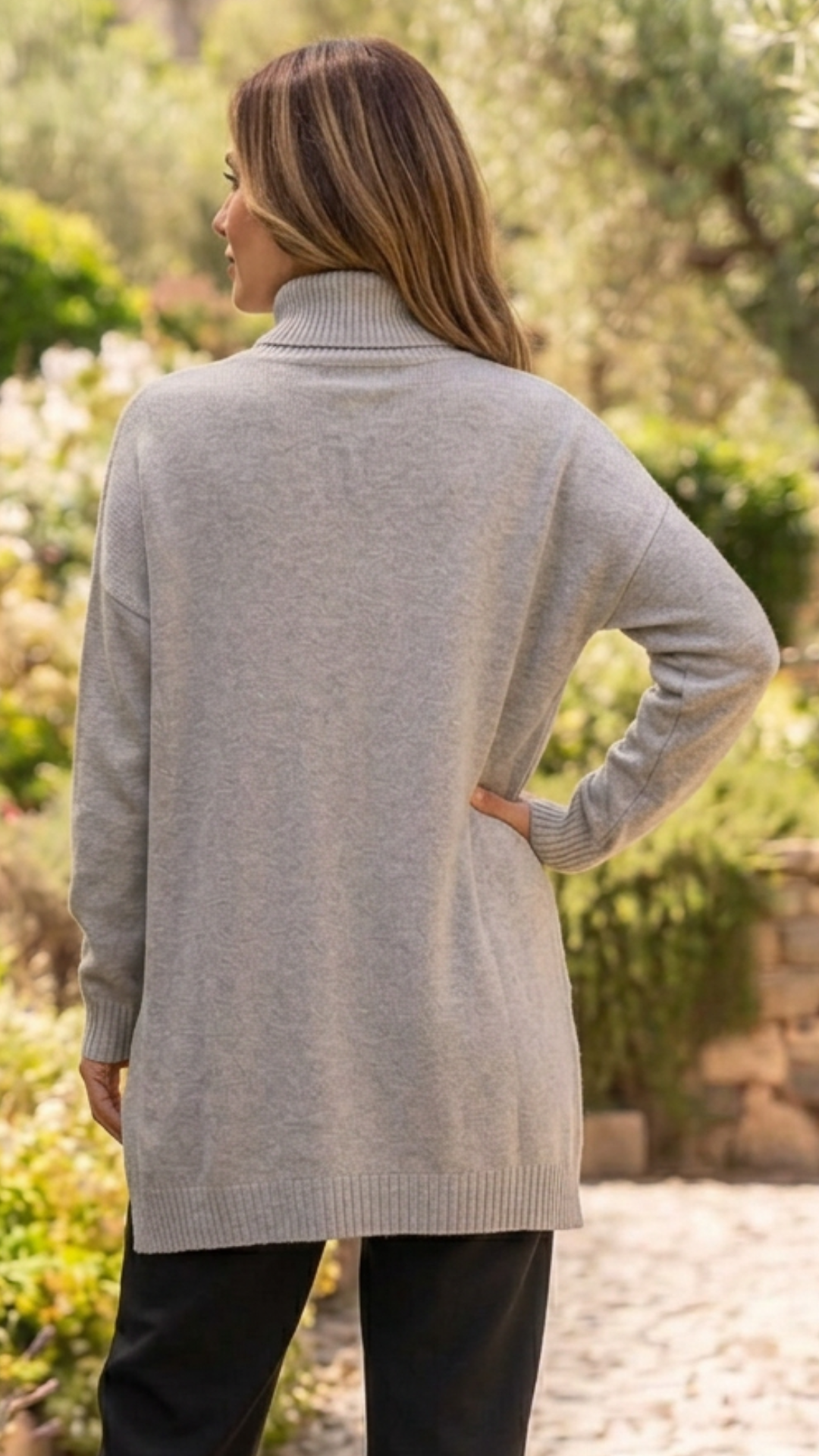 Pull Beige Col Roulé à Empiècements Coeurs DANTE