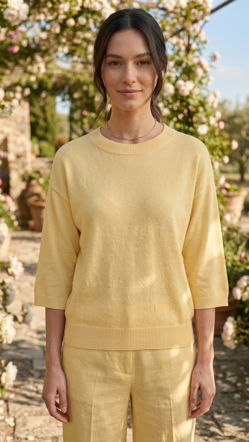 Pull Jaune Dos Nu à Fleurs Blanches TITIA