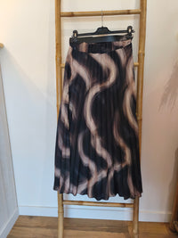 Jupe Longue Plissée Noire à Imprimé Beige LYLYA