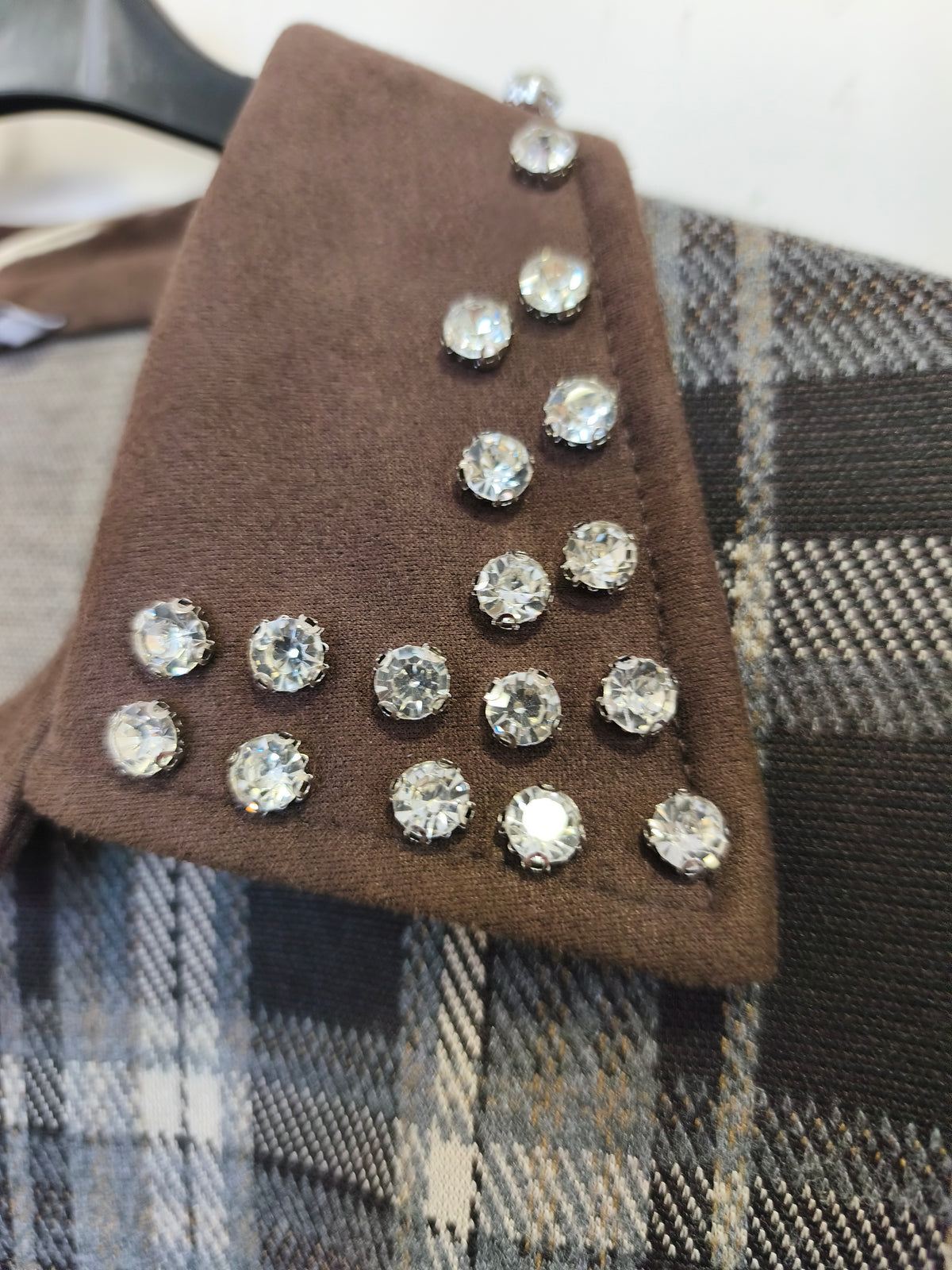 Chemise à Carreaux Bi-Matière Marron et Strass MODA