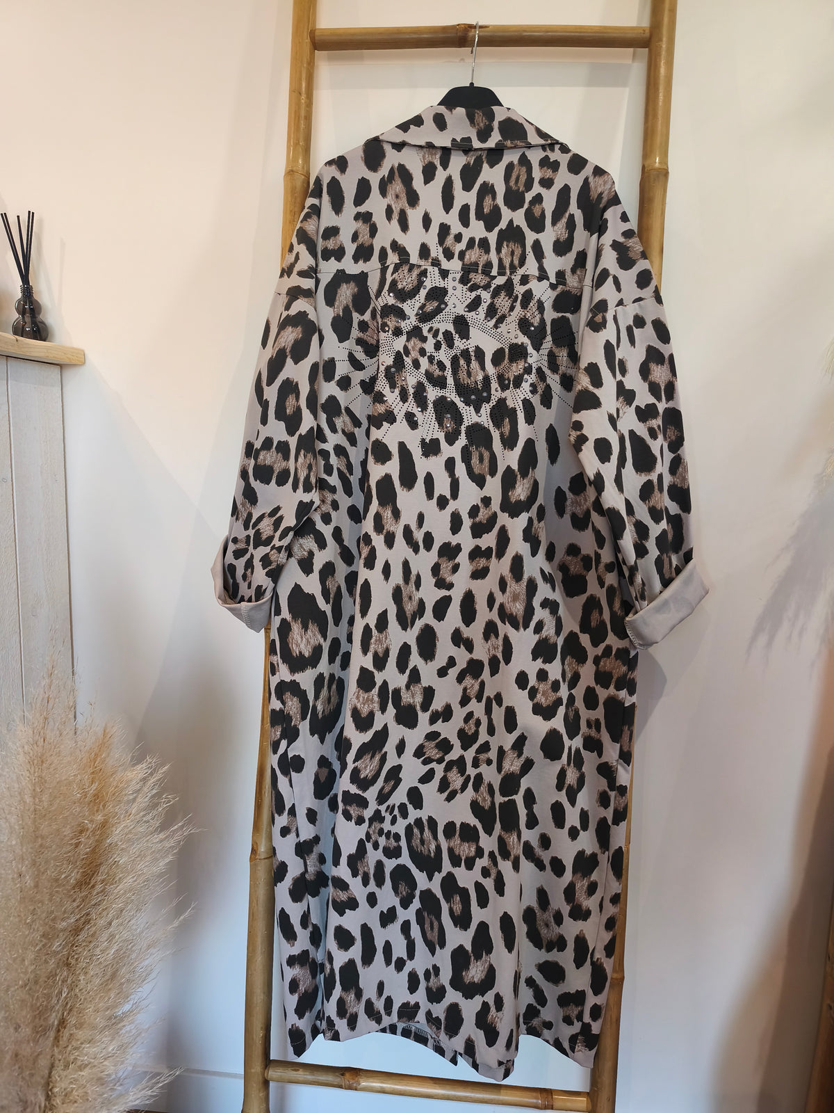 Robe Chemise Longue Beige à Imprimé Léopard SYLVAINE