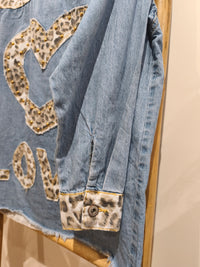 Chemise en Jean et Léopard à Motif Coeur HEART
