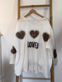 Pull Oversize Blanc Motif Coeurs Léopard LOVED