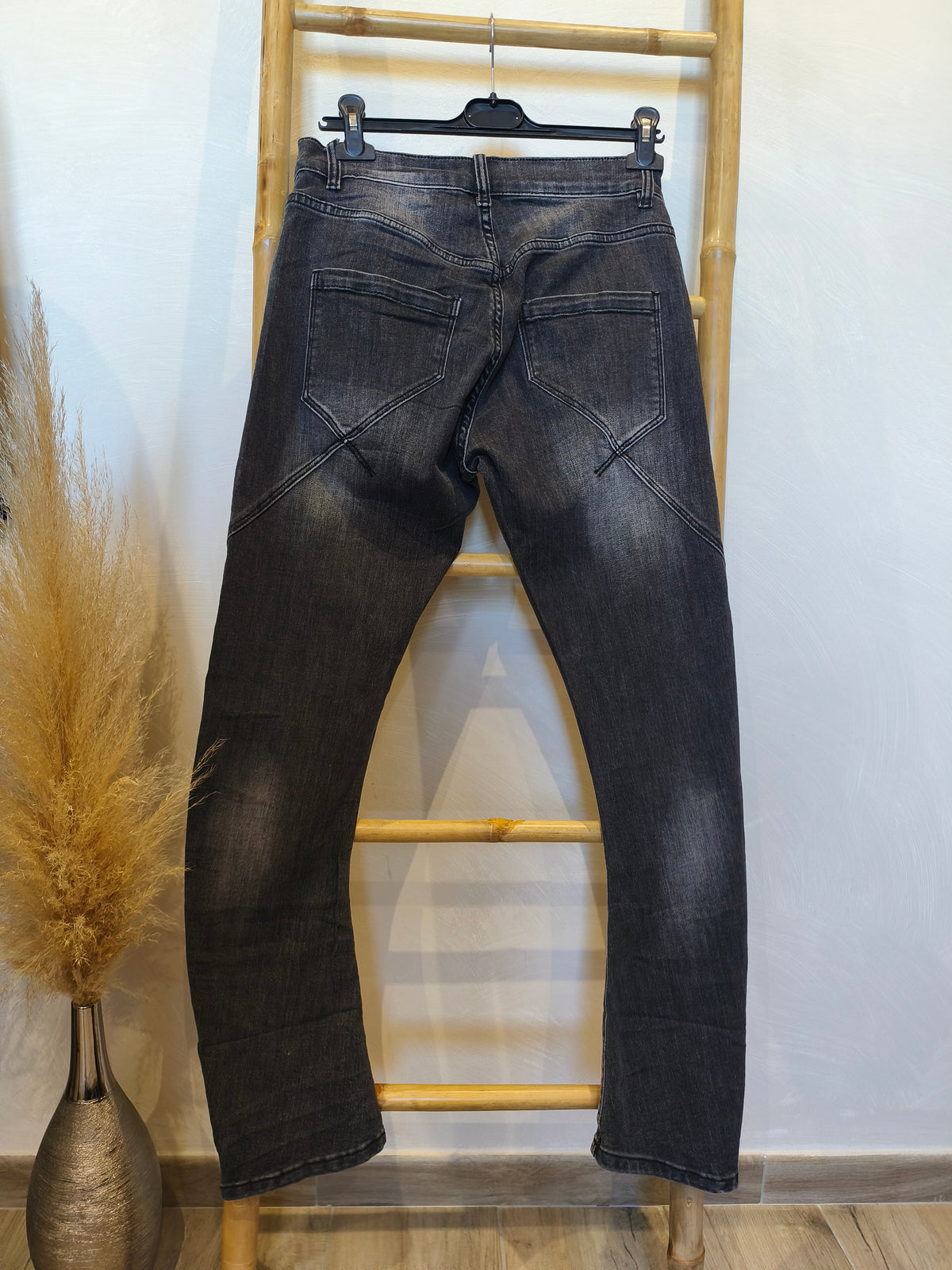 Jean Noir Délavé à Empiècements Coeurs LENNY