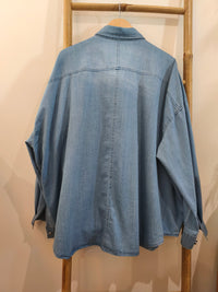 Chemise Jean Oversize à Gros Boutons et Rose en Relief TAÏS