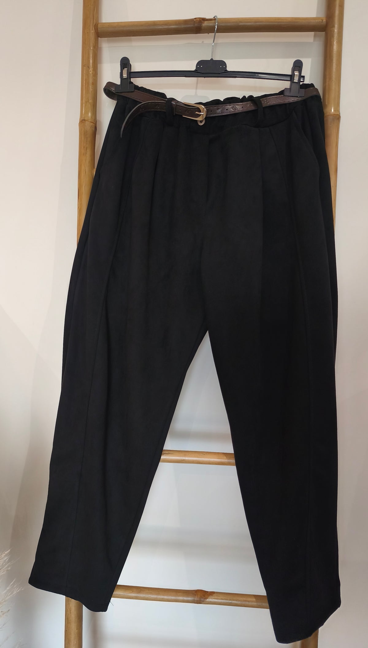Pantalon Noir en Suédine ALBAN