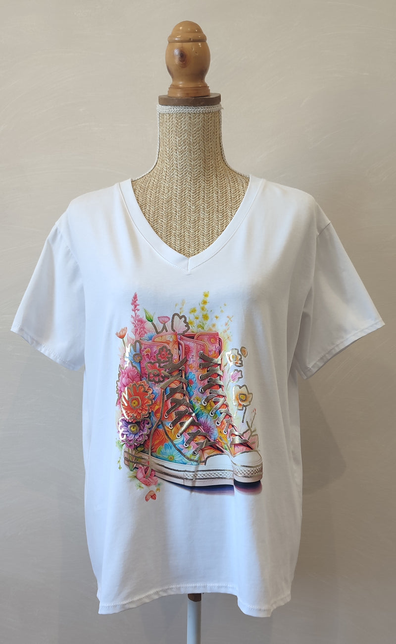 Tee-Shirt Blanc à Motif Baskets FLOWERS