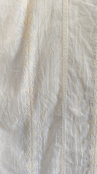 Chemise Poncho Blanc Cassé Ornée de Broderie ARMELLE