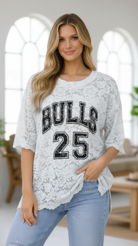 Tee-Shirt Oversize en Dentelle Blanc "BULLS 25"